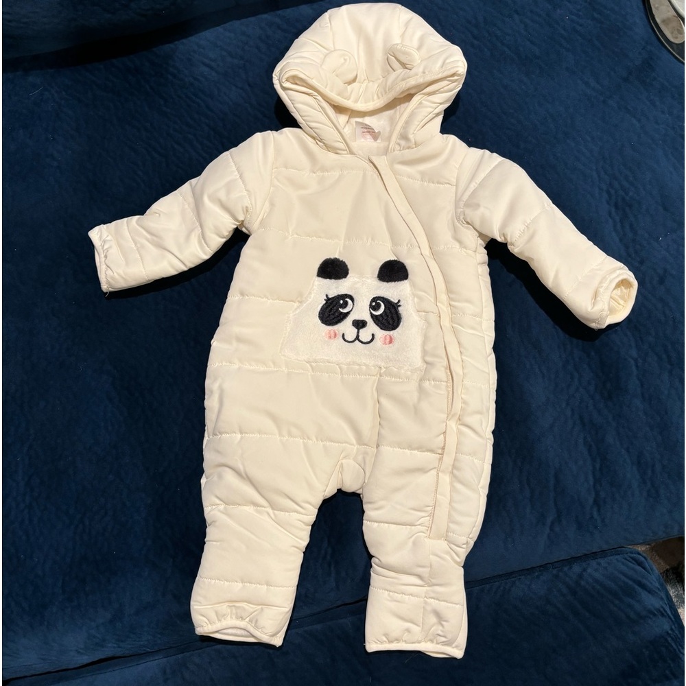 NEW!! Snuggle 0-3M baby onesies!
